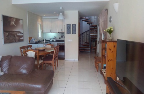 L'Escala Villa | PRIVATE Villa with Garden/Pool/WIFI/AIRCON - Muntanya, Beautiful Hillside Property close to the For.