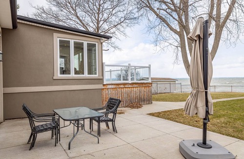 Winona House | Private Waterfront Paradise Home on Lake Ontario!