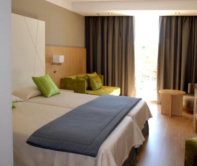 Sa Coma Hotel | Protur Sa Coma Playa Hotel & Spa