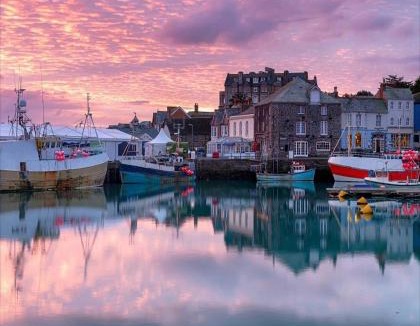 Treator House | Pufflings, Padstow Coastal Cottage, Free Private Parking