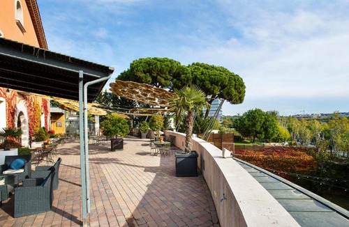 Sant Cugat del Valles Hotel | Qgat Restaurant Events & Hotel