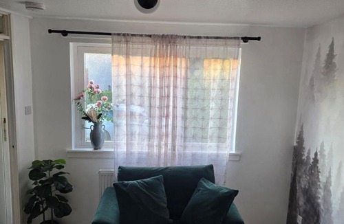 South Queensferry Apartment | Queensferry Comfort