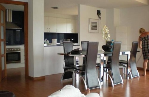 Llanca Apartment | QUIET, LUXURY APARTMENT & HIGH-SPEED WIFI