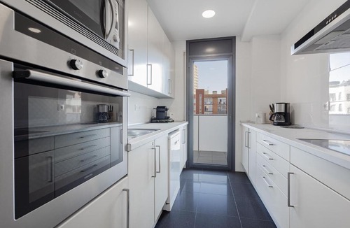 Provencals del Poblenou Apartment | Quiet modern 2 bed apartment with Balcony, Pool and Free Parking
