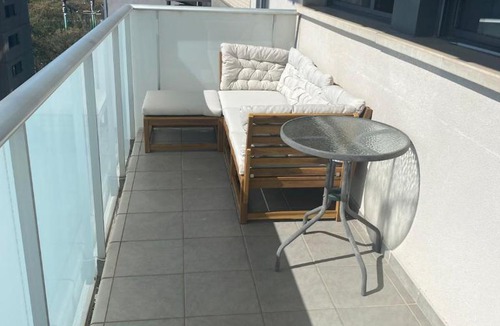 Provencals del Poblenou Apartment | Quiet modern 2 bed apartment with Balcony, Pool and Free Parking
