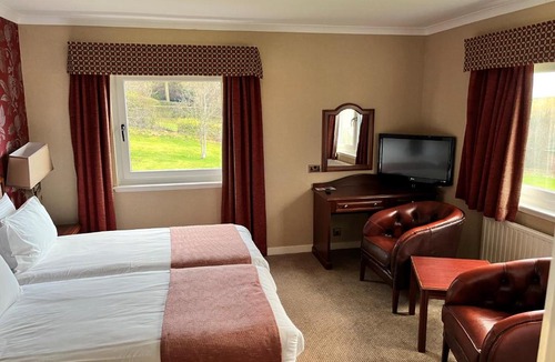 Forres Hotel | Ramnee Hotel