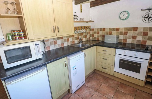 Crynant Cabin | Ramsgrove, Port Eynon