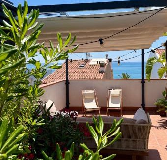 Calella Apartment | RCE Apartments Calella, brand new next to the beach.