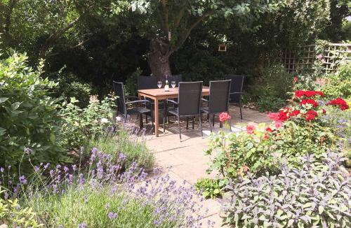 Lavenham House | Red Lion Corner