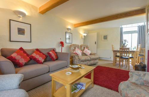 Mylor Churchtown House | Regatta Cottage