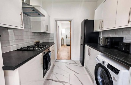 Seven Kings House | Residential Shelters