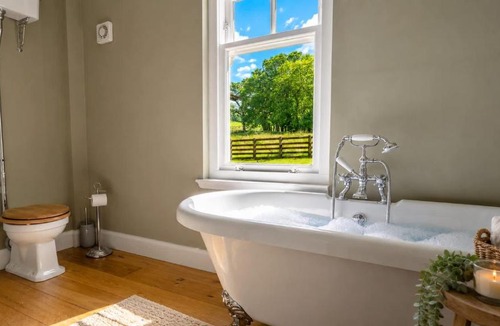 Rothesay House | Rhubodach Cottage