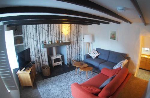 Douglas House | Rivendell Cottage