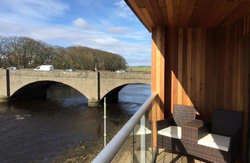 Wick Apartment | Riverside Apartments