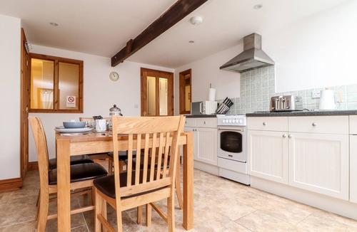 Stenalees Cottage | Riverside@the West Dry