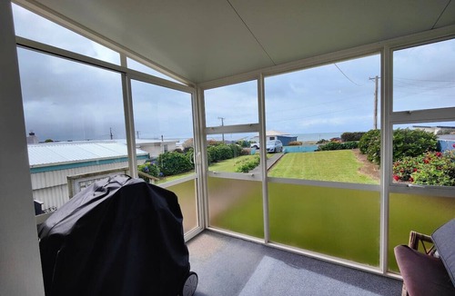 Riverton House | Riverton Beach Bliss Retreat