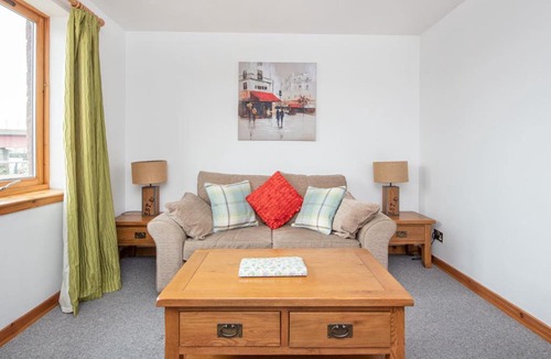 Inverness Apartment | Riverview Apartment