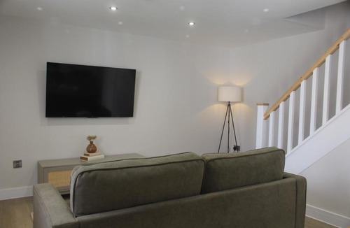 Storwood Apartment | Robin Cottage Luxury Barn with Wood-Fired Hot Tub