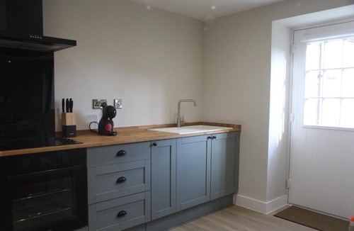 Storwood Apartment | Robin Cottage Luxury Barn with Wood-Fired Hot Tub