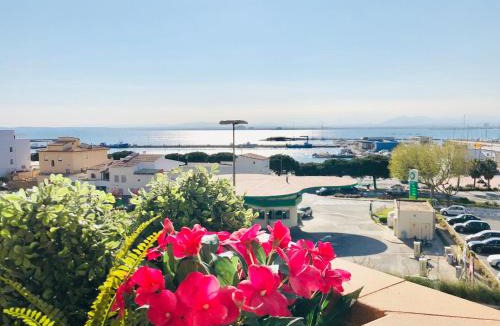 Roses Town Center Apartment | ROC MAR 3 3D - Apartamento cerca del centro y de la playa - terraza con vistas al mar y al puerto