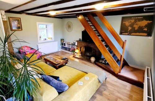 Lamlash House | Rock Cottage