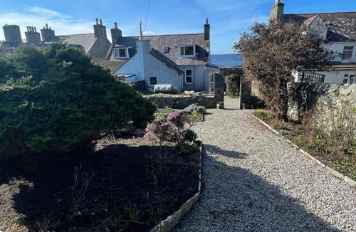 Port William House | Rockpool Cottage by Interhome