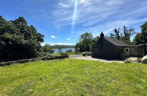 Tarbert Cottage | Romantic Secluded Cosy Stone Cottage Beside the West Loch, Beautiful Argyll