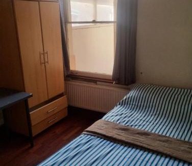 Lansbury House | Room2 34 Morris Road E14 6NX