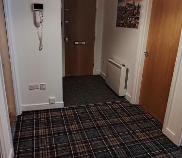 Muirhouse Apartment | Rosebank Apartment 'Hamish' Edinburgh City