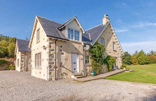 Ardgay House | Rowan House