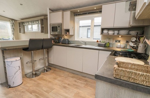 St Fillans Cottage | ROWAN, pet friendly, with a garden in St Fillans