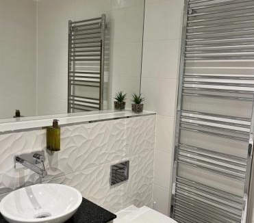 Dornoch Apartment | Royal Gardens Apartment 2