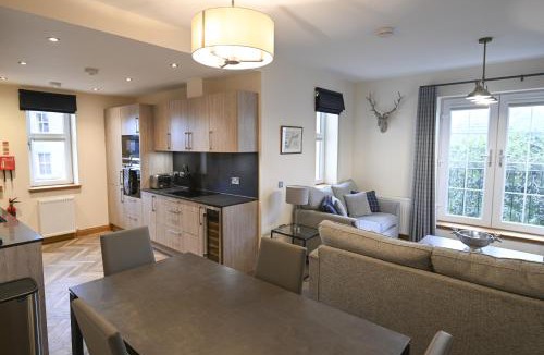 Dornoch Apartment | Royal Gardens Apartment 5