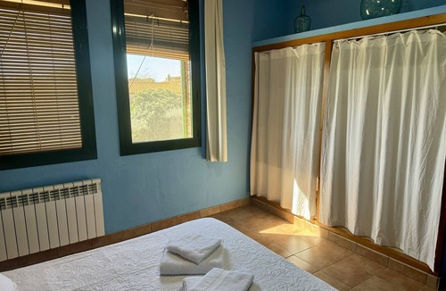 Serra de Daro House | Rural cottage with pool and shared garden in l'Empordà