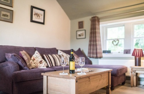 Colintraive Cottage | Rural Self-Catering Cottage near Tighnabruaich, Argyll and Bute