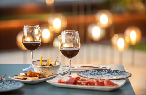 El Parc i la Llacuna del Poblenou Hotel | Sallés Hotel Pere IV