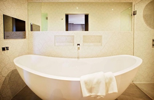 Scunthorpe Hotel | San Pietro Restaurant with Rooms