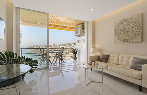 Carihuela Apartment | Santa Clara Castle. Seafront. South-West. Fiber Wifi. Satellite TV.