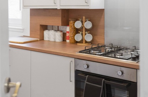 Ellemford Apartment | Saughton 2BR | Free Private Parking | Near Tram
