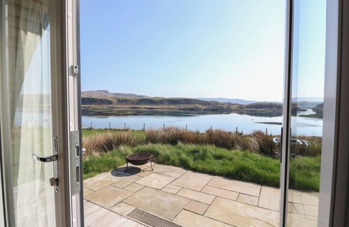 Isle of Luing Cottage | SCARBA, pet friendly, with a garden in Cullipool, Isle Of Luing