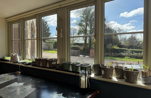 Cosford Apartment | School House Annexe – private spacious apartment