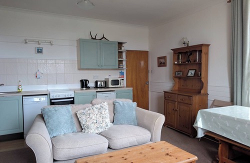 Uisken Apartment | Scoor House - Shiaba. Stunning views towards Loch Assapol 3 bedroom Apartment