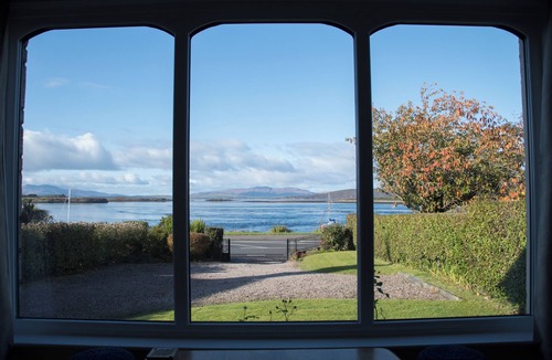 Connel House | Seafront cottage with stunning panoramic sea views. Easy access to Oban.