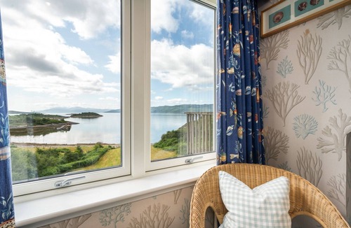 Tighnabruaich Villa | Seal Bay Cottage - Four Bedroom Villa, Sleeps 8