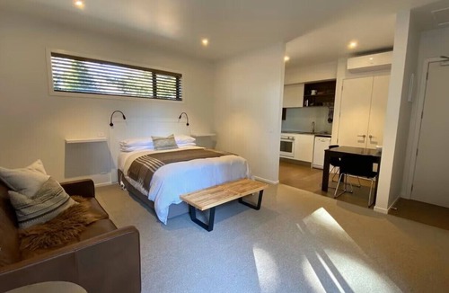Tekapo Apartment | Sealy Street Studio - Lake Tekapo