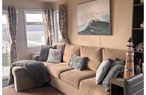 Wemyss Bay House | Seaside Escape in Wemyss Bay