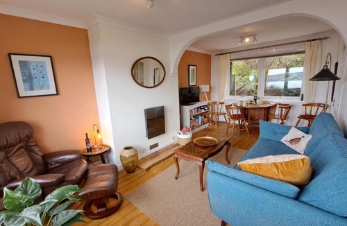 Gruline House | Seaview Cottage, Drimnin