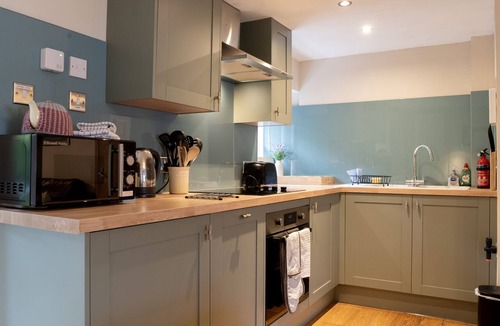 Inveraray Cottage | Seaview location in Inverarary, historic cottage within walking distance of town centre, sleeps 4