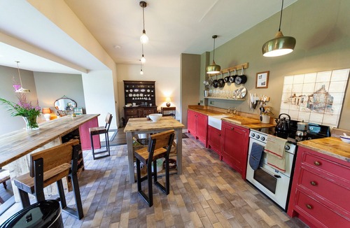 Killin Cottage | Secluded traditional and stylish detached cottage set in a National Park