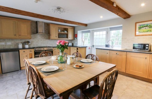 Ciliau-Aeron House | Secret Garden Cottage